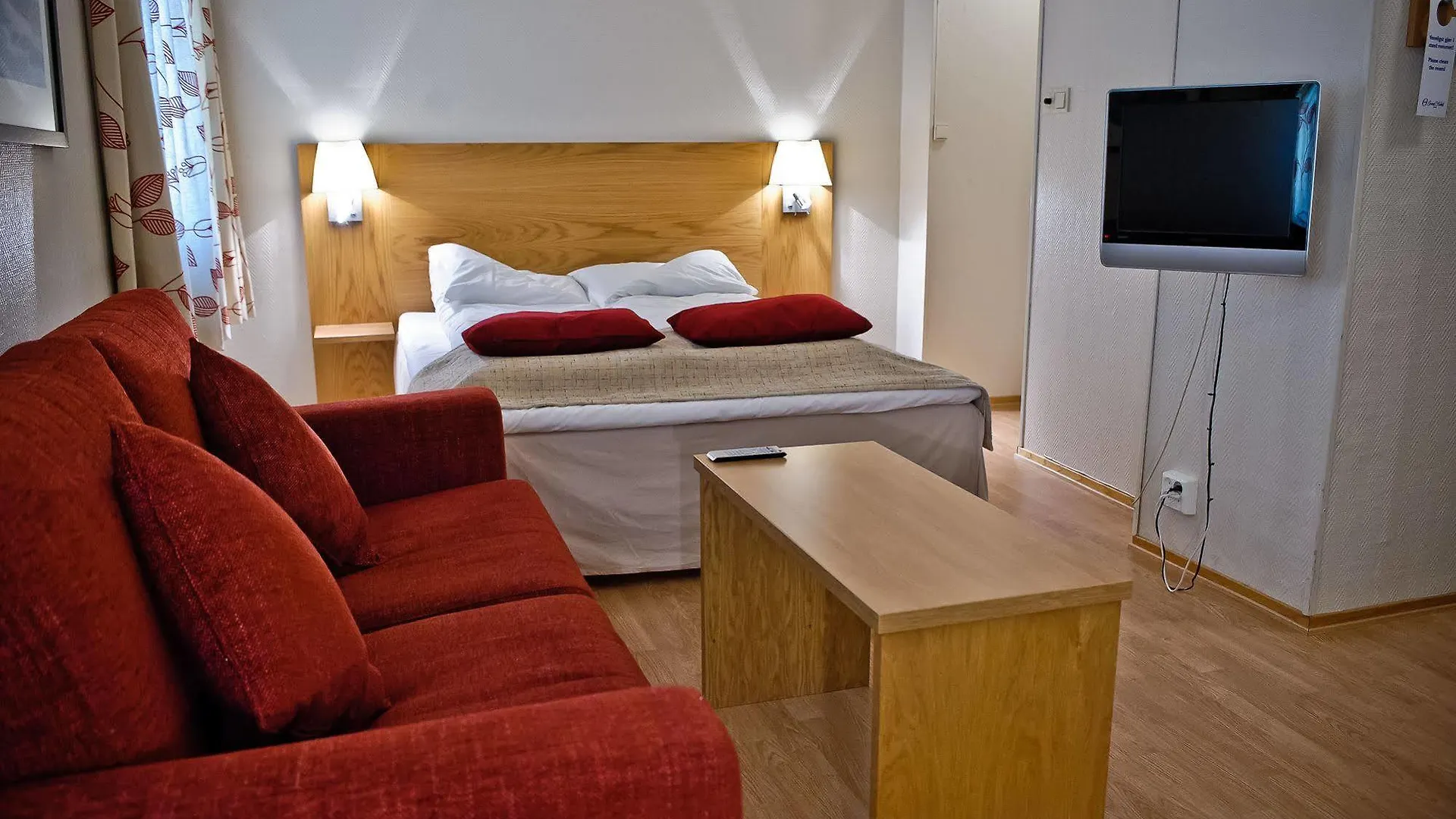 Grand Hotel Stord contacts